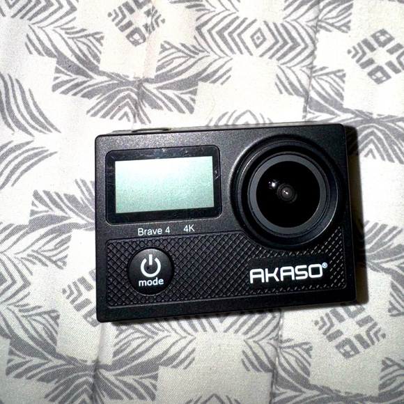 Akaso Brave4- never used